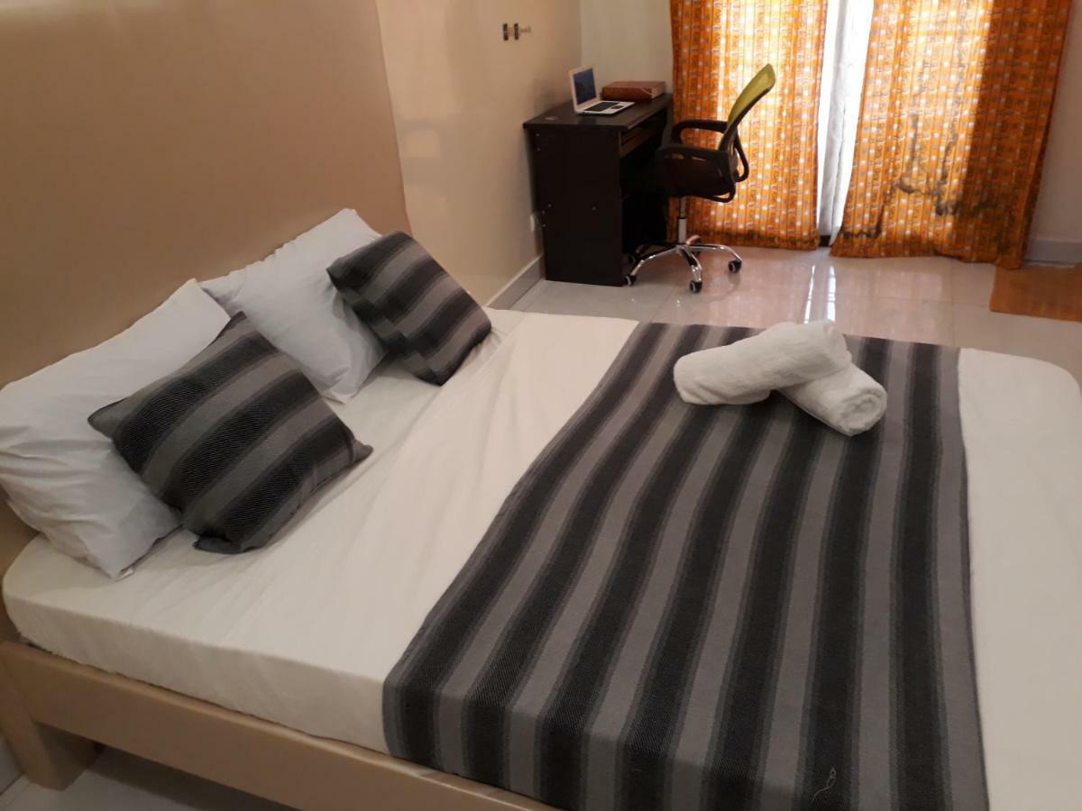Chambres Meublées Almadies *
